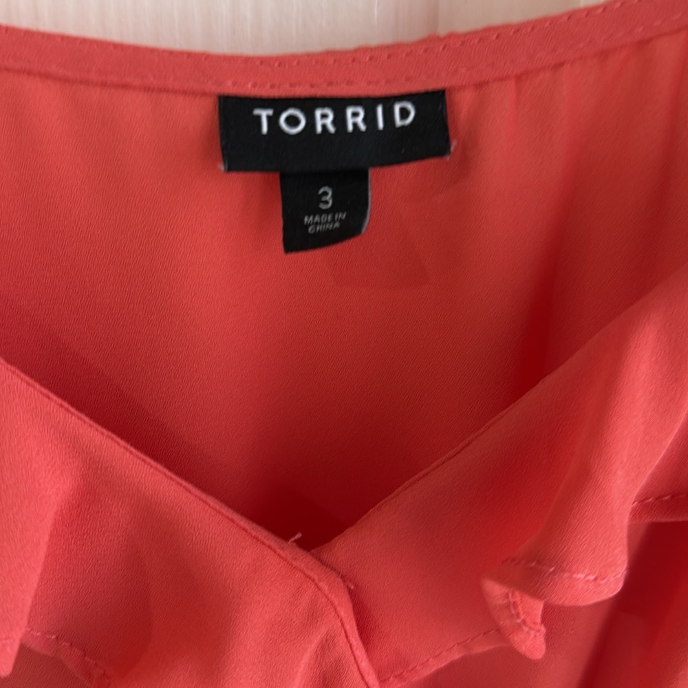 Coral Ruffled Sleeveless Top - Picture 2 of 5